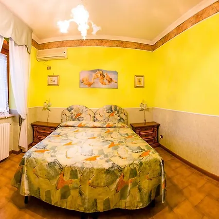 Konukevi Hillary House Fiumicino