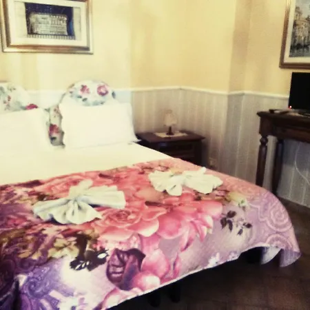 Hillary House Affittacamere 3*