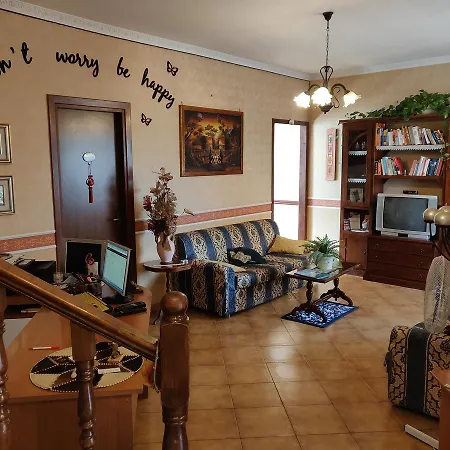 Konukevi Hillary House 3*