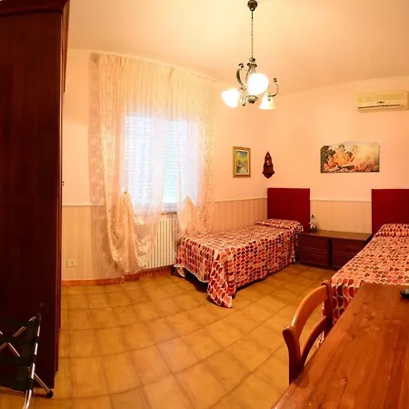 Konukevi Hillary House 3*